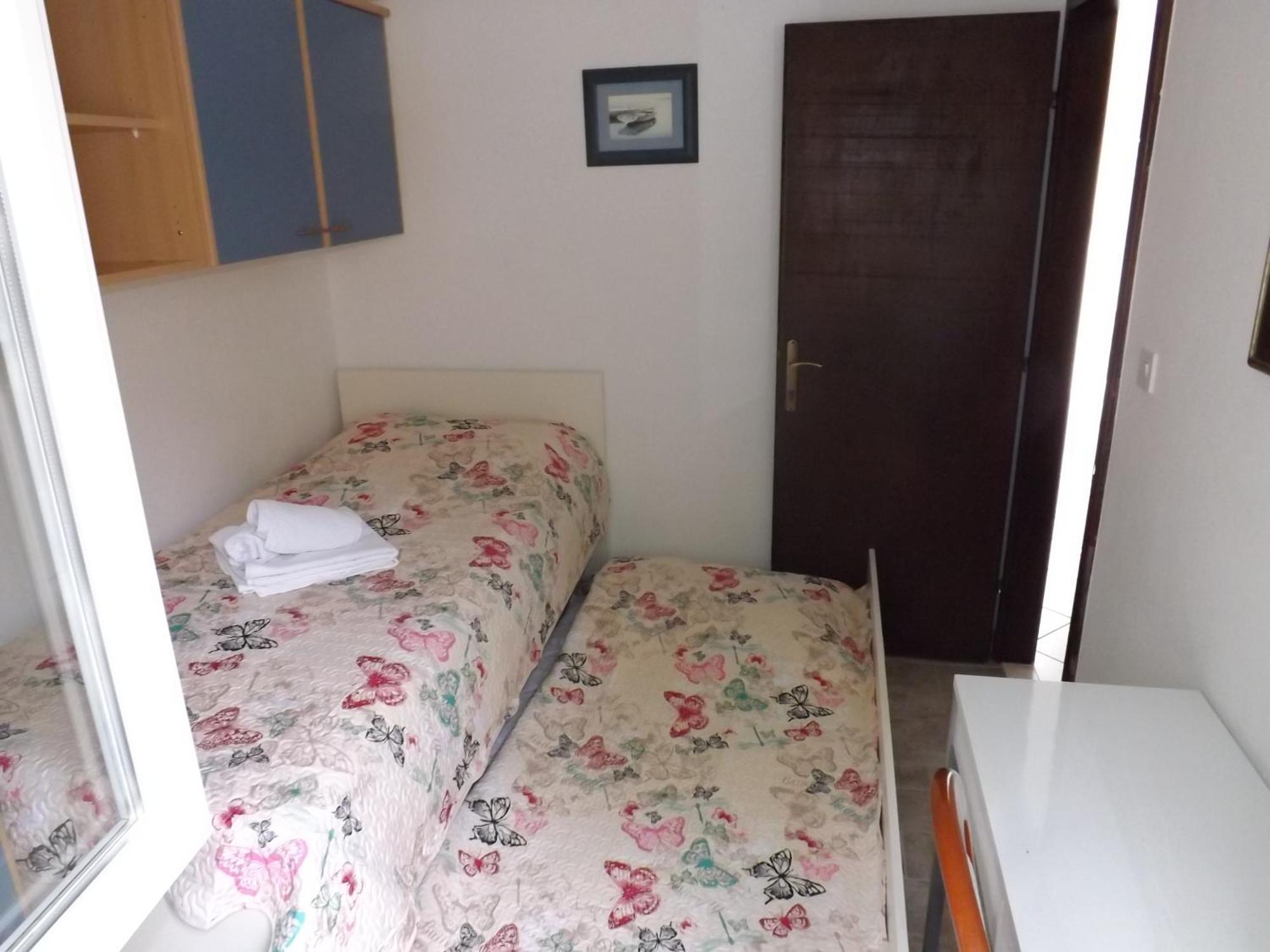 Apartment Karmela *