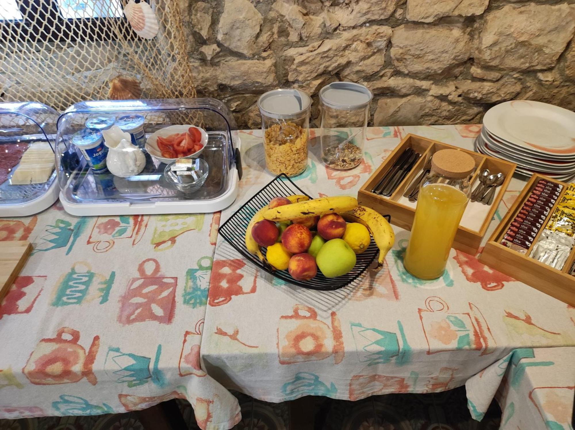 Apartament Karmela *